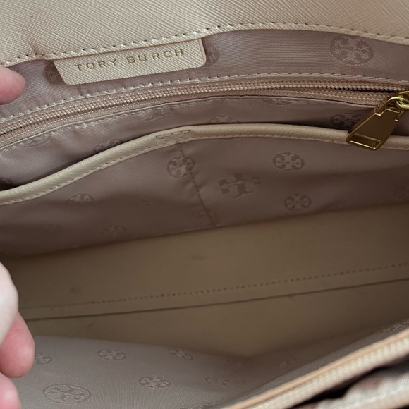 Tory Burch Saffiano Leather Tote/ Light Oak/Excellent Condition - Picture 10 of 16